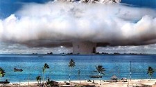 Listing image for Bikini Atoll Atomic Bomb Test in Color POSTER PICTURE PHOTO PRINT BANNER 13182